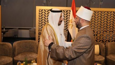 الأزهري يوجّه بتوفير كل إصدارات اتحاد الأوقاف العربية إلى العراق