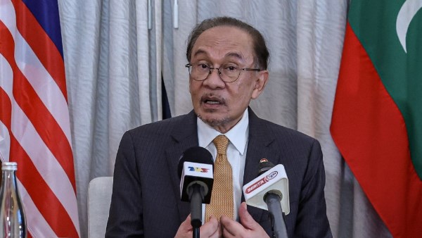 ماليزيا تعرب عن تضامنها مع السعودية عقب اعتراض مسيرة حاولت دخول أجواء مكة المكرمة