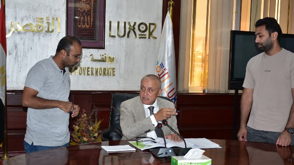 محافظ الأقصر يتابع إنشاء مستشفى القرنة المركزي الجديد والانتهاء من توصيل المرافق