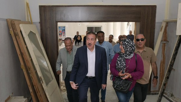 أبو ليمون يتفقد أعمال تطوير ورفع كفاءة مدرسة بورسعيد الثانوية بنات أبو ليمون يتفقد أعمال تطوير ورفع كفاءة مدرسة بورسعيد الثانوية بنات