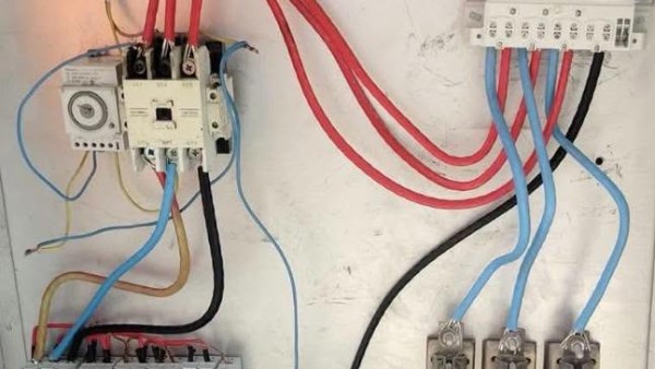 معًا نحافظ على بورسعيد.. أبو ليمون: سرقة الكهرباء ليست توفيرًا بل جريمة تهدد الجميع