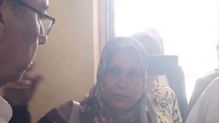مديرة مدرسة بالقليوبية للمحافظ: أنا والوكيلة صارفين 18 ألف جنيه من جيبنا عشان المدرسة