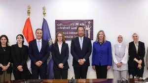 وزير الاتصالات وتكنولوجيا المعلومات يبحث مع سفير الهند بالقاهرة تعزيز التعاون المشترك