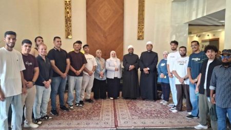 جولة ميدانية بالأماكن التاريخية بالقاهرة للفائزين بمسابقة ثقافة بلادي