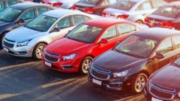 الارتقاء بمعاملة المواطنين.. أسعار تراخيص السيارات بعد التوجيهات الرئاسية