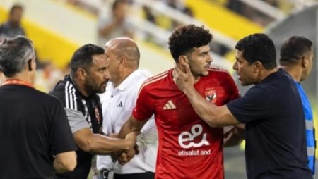 أمير هشام: تصرف عموتة مع علي محمود لا يليق بحجم وقيمة الأهلي