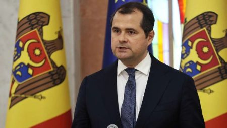 رئيس وزراء مولدوفا يتهم روسيا بـ«انتهاك المجال الجوي بشكل متكرر»