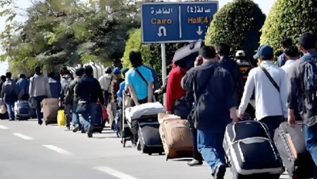 قرار حكومي مفاجئ بشأن أوضاع الأجانب في مصر.. إيه الحكاية؟