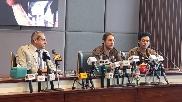 هشام ماجد: مسرحية خيال مريض مناسبة للأطفال والكبار