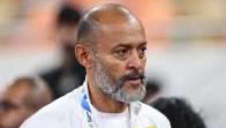 مدرب الاتحاد: حققنا فوزاً مستحقاً على الفيصلى.. وسعيد بصدارة الدوري السعودي
