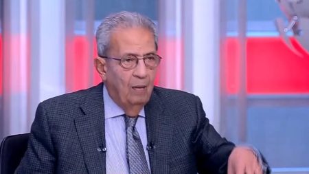 عمرو موسى: أنا مع تخلي إيران عن السلاح النووي ولكن معاها إسرائيل كمان
