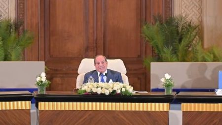 الرئيس السيسي: والله ما تم إنجازه في مصر ما كان يتم في 30 سنة