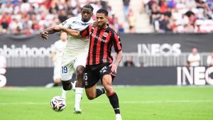 بمشاركة محمد عبدالمنعم.. نيس يفوز على ستراسبورج 2-1 في الدوري الفرنسي