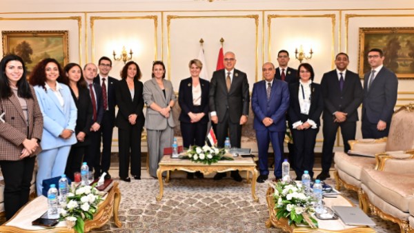 الري: بريطانيا شريك مهم في دعم جهود التكيف مع تغير المناخ وتعزيز الاستدامة البيئية