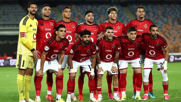 بن جديدة يقود تشكيل الأهلي أمام الزمالك