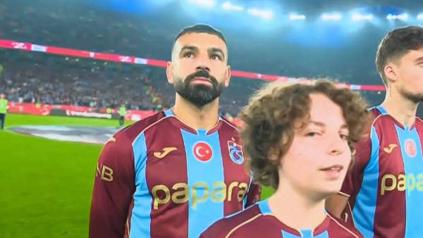 محمد صلاح يضرب بشكتاش بالهدف الثاني لطرابزون سبور في الدوري التركي