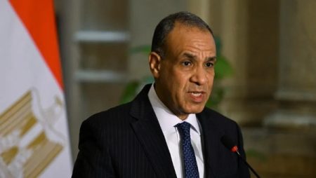وزير الخارجية لقناة تركية: مذكرة ترسيم الحدود مع ليبيا باطلة ومعدومة الأثر القانوني
