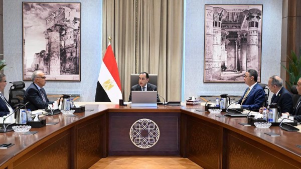 مدبولي يستعرض محاور جلسة “الأمن الغذائي والمائي” بـ “منتدى مصر 2026”.. ويؤكد: أولوية قصوى