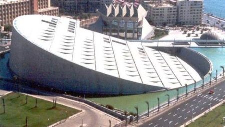 هاكاثون الجيل القادم من المبتكرين الشباب بمكتبة الإسكندرية