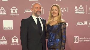 مريم أوزرلي تخطف الأنظار بفستان «أسود وأزرق» برفقة خالد أرغنتش في مهرجان الجونة