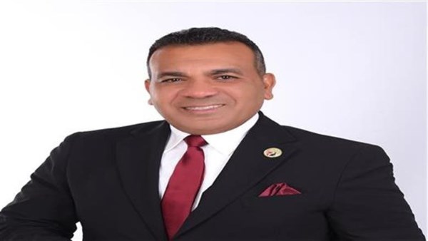 نائب يطالب بتفعيل التأمين على العقارات وتطوير المناطق غير المخططة بالقاهرة