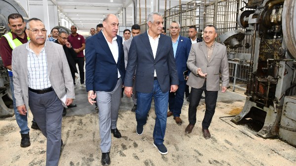 من أول طلقة ذخيرة مصرية إلى التصنيع الحديث.. وزير الإنتاج الحربي يتفقد مصنع 27