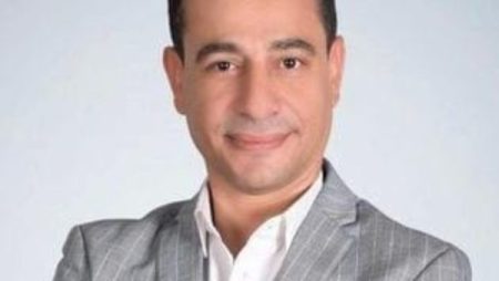 هشام عطوة يهنئ الأمانة العامة لمؤتمر أدباء مصر بتشكيلها الجديد