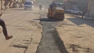 محافظ الجيزة يتابع أعمال تمهيد وصيانة الطرق ورد الشيء لأصله عقب تنفيذ أعمال المرافق بالمراكز