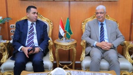 جامعة المنوفية تستقبل وحدة إدارة مشروعات تطوير التعليم العالي لمتابعة مشروعات تأهيل المعامل للاعتماد