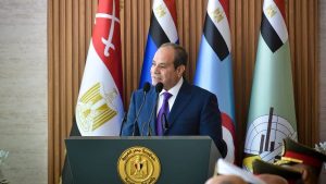 «أكثر حاجة قلقاني إيه يا يوسف؟» .. «الحسيني» يكشف كواليس حوار دار بينه والرئيس السيسي في 2014
