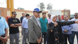 محافظ المنيا يتفقد محطتي رفع كفر خزام ونزلة سعيد للصرف الصحي