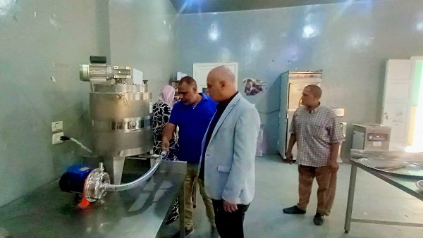 لتعظيم القيمة المضافة وفتح آفاق للتصدير.. محافظ أسيوط: متابعة مراحل تصنيع وتجهيز وتسويق منتجات الرمان بساحل سليم لتعظيم القيمة المضافة وفتح آفاق للتصدير.. محافظ أسيوط: متابعة مراحل تصنيع وتجهيز وتسويق منتجات الرمان بساحل سليم