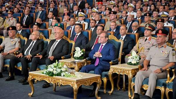 بحضور الرئيس السيسي| النعماني يشهد ندوة «وطن الأبطال» ويؤكد: التصدي للشائعات مسؤولية الجميع