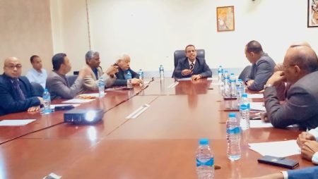 جامعة أسوان تبحث انتظام الدراسة وتطوير الأنشطة الطلابية وضوابط التحويلات الجامعية