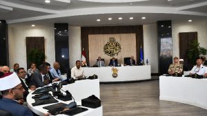 محافظ أسوان: غلق 4 محطات وقود تلاعبت فى كميات البنزين والسولار من أول نوفمبر