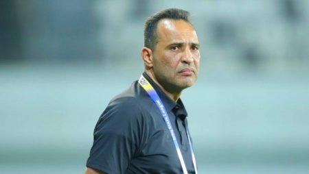 ابن مصر.. الاتحاد العراقي يتواصل مع مؤمن سليمان لتدريب أسود الرافدين