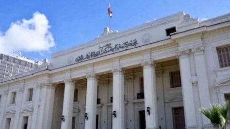 الحبس سنة للمتهم في وفاة شابين بحادث تصادم على كورنيش الإسكندرية