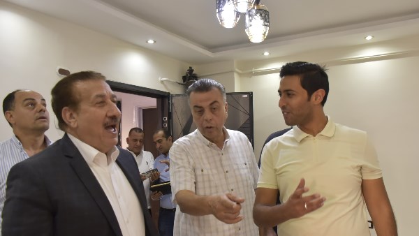 من آثار الحريق إلى بداية جديدة.. محافظ بورسعيد يتفقد منزل مواطنة تضررت من الحريق بعد الانتهاء من رفع كفاءته من آثار الحريق إلى بداية جديدة.. محافظ بورسعيد يتفقد منزل مواطنة تضررت من الحريق بعد الانتهاء من رفع كفاءته