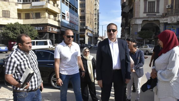 محافظ بورسعيد: خطة لتوسعة ورفع كفاءة الطرق المحيطة بميدان المنشية