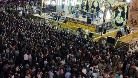 ياسين التهامي يحيي حفل الطرق الصوفية بساحة مسجد أحمد البدوي بطنطا | صور
