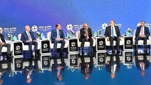 وزير الكهرباء: نستهدف الوصول بنسبة الطاقة المتجددة إلى 45% من مزيج الطاقة بحلول 2028