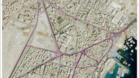 بدء تجربة مسارات مرورية جديدة بالغردقة.. اتجاه واحد يربط 4 مناطق حيوية