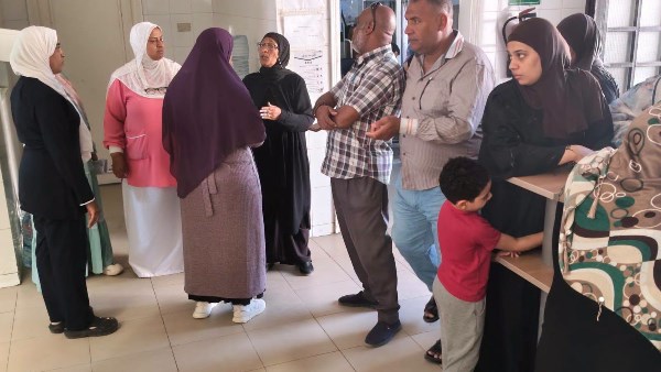 325 كشفًا طبيًا بالمجان خلال يومين.. حصاد القافلة الطبية بوحدة الأمل في القصير