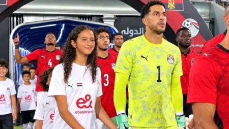 %90 من قوة الأهلي.. عمرو الدردير يتغنى بمصطفى شوبير بعد تألقه أمام مودرن