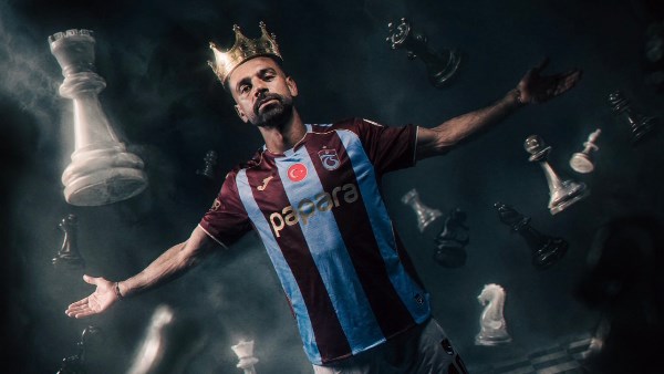 انتهت اللعبة.. طرابزون سبور يسخر من بشكتاش بعد الفوز بصورة محمد صلاح