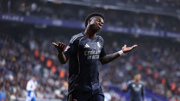 فينيسيوس جونيور يسخر من برشلونة بعد فوز ريال مدريد في الكلاسيكو