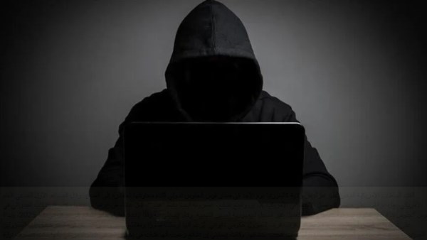 السلطات الأمريكية تلقي القبض على عميلة صينية