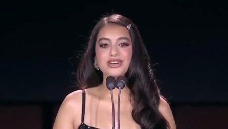 ياسمينا العبد تقدم حفل افتتاح مهرجان الجونة السينمائي في دورته التاسعة