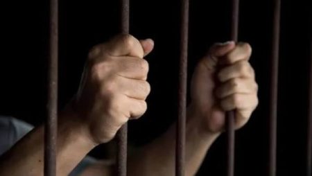 ضبط فراش لاتهامه بالتعدي على طفل داخل مدرسة في مصر الجديدة