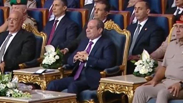 السيسي من ندوة وطن الأبطال: الدستور لن يمسه أحد.. وأدعو المصريين لتحصين بلادهم